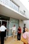 Visita de la Consellera Marina Geli al Centre de Salut de Gavà Mar (28 d'agost de 2006) (fotografia: baiximagenes.es)